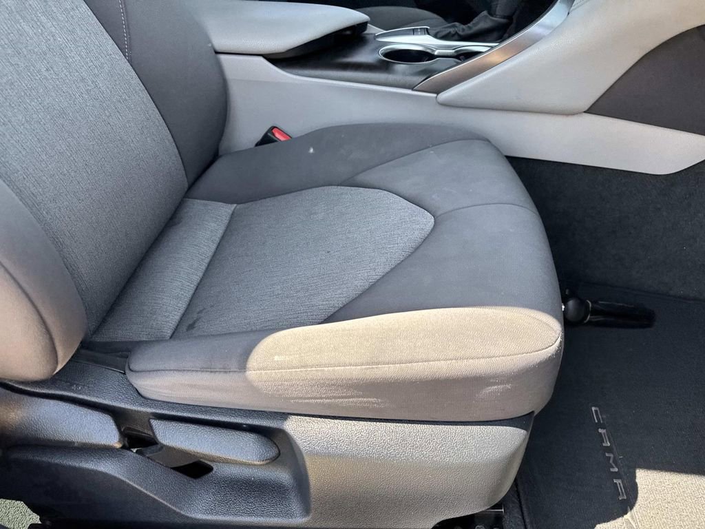 Used 2023 Toyota Camry LE FWD image 14