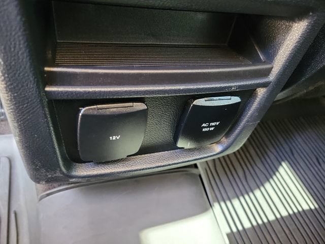 Certified 2019 Ford Edge Titanium w/ Equipment Group 301A AWD/4WD image 18