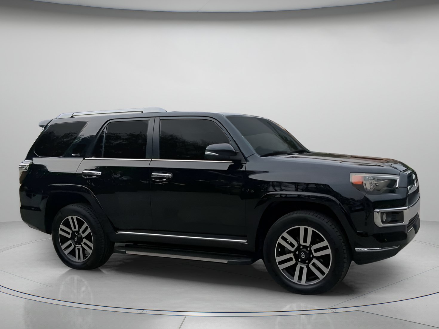 Used 2018 Toyota 4Runner Limited AWD/4WD image 35