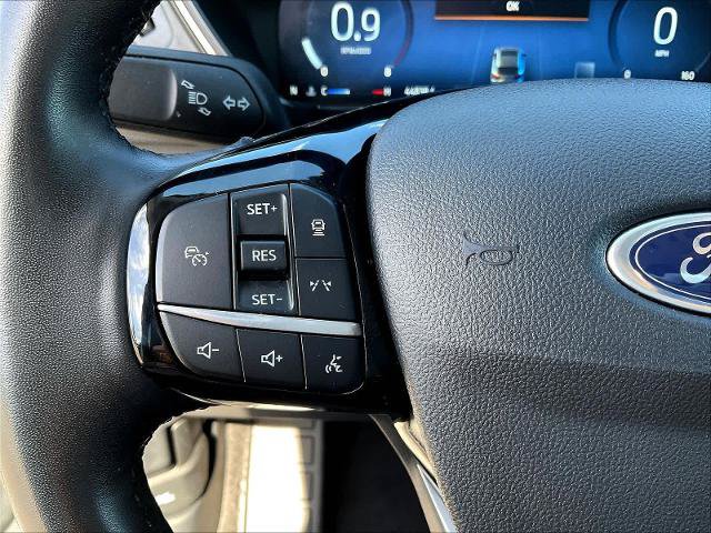 Certified 2024 Ford Escape Platinum AWD/4WD image 13