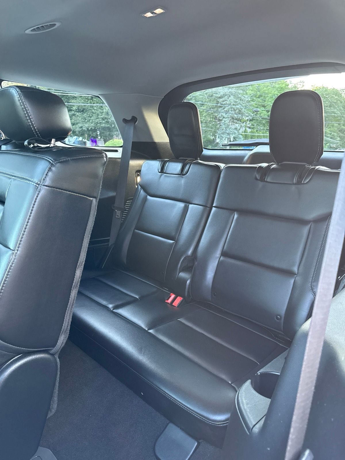 Certified 2024 Ford Explorer XLT w/ Equipment Group 202A AWD/4WD image 20