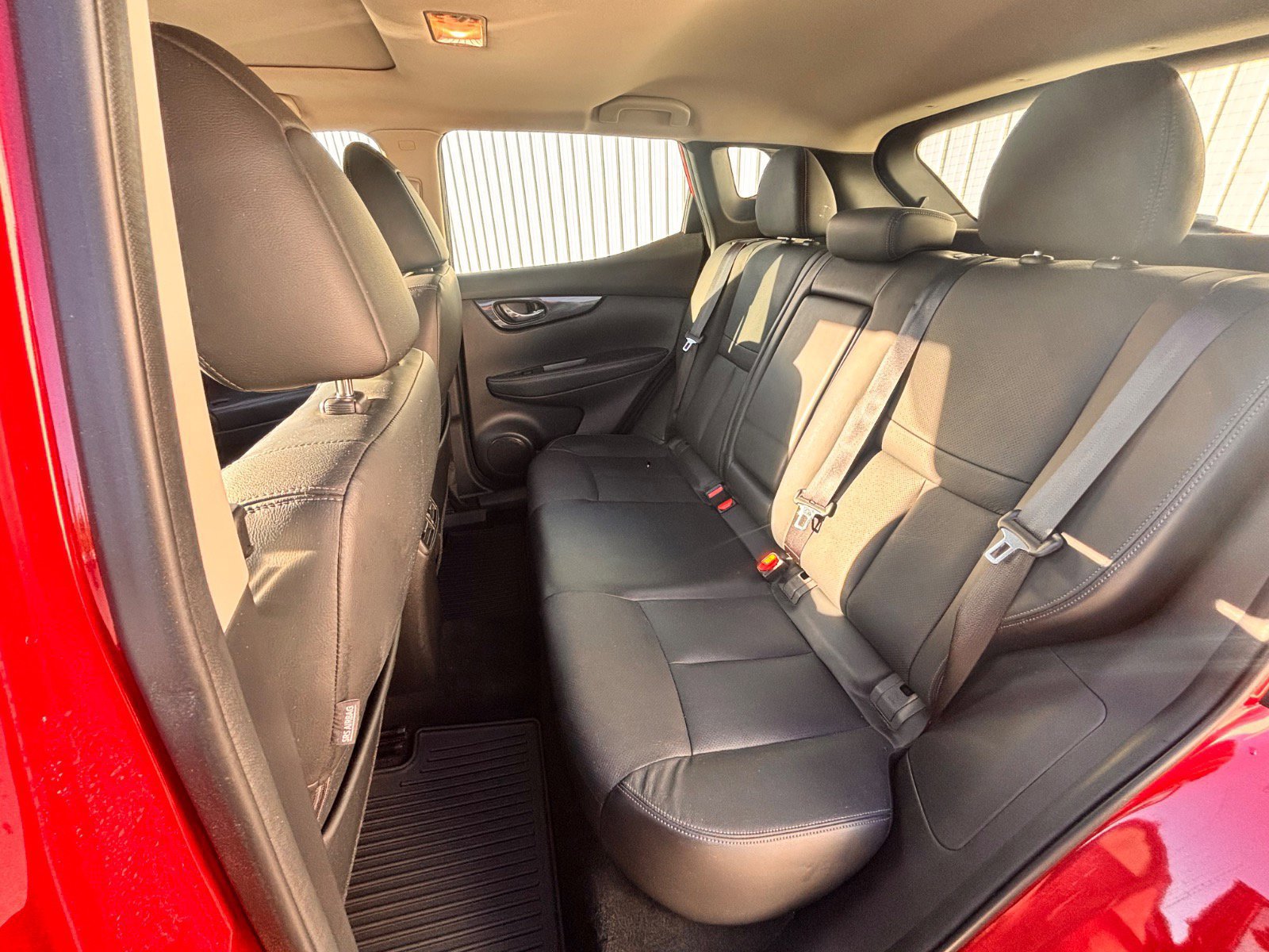 Used 2017 Nissan Rogue Sport SL w/ SL Premium Package image 22