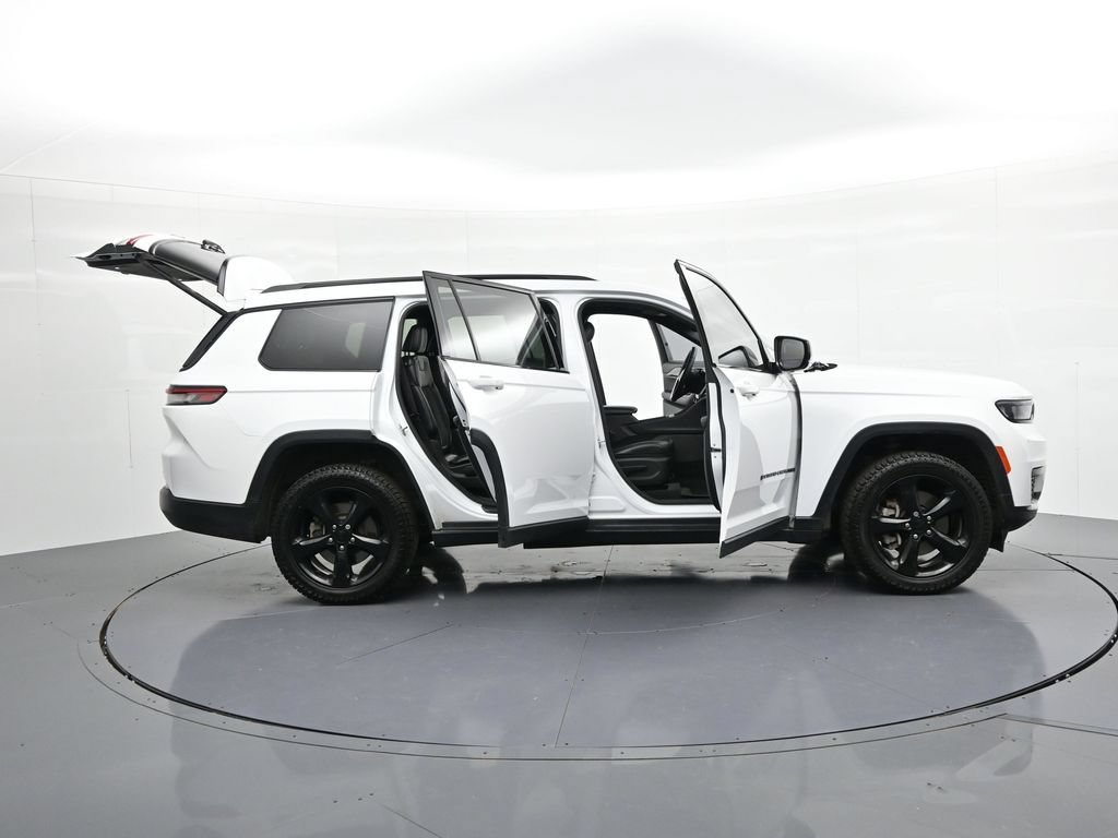 Used 2023 Jeep Grand Cherokee L Laredo AWD/4WD image 32