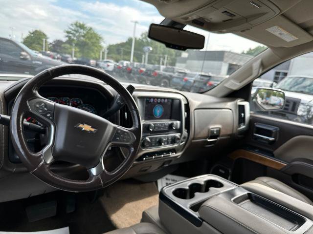 Used 2018 Chevrolet Silverado 1500 LTZ w/ Sport Package AWD/4WD image 3