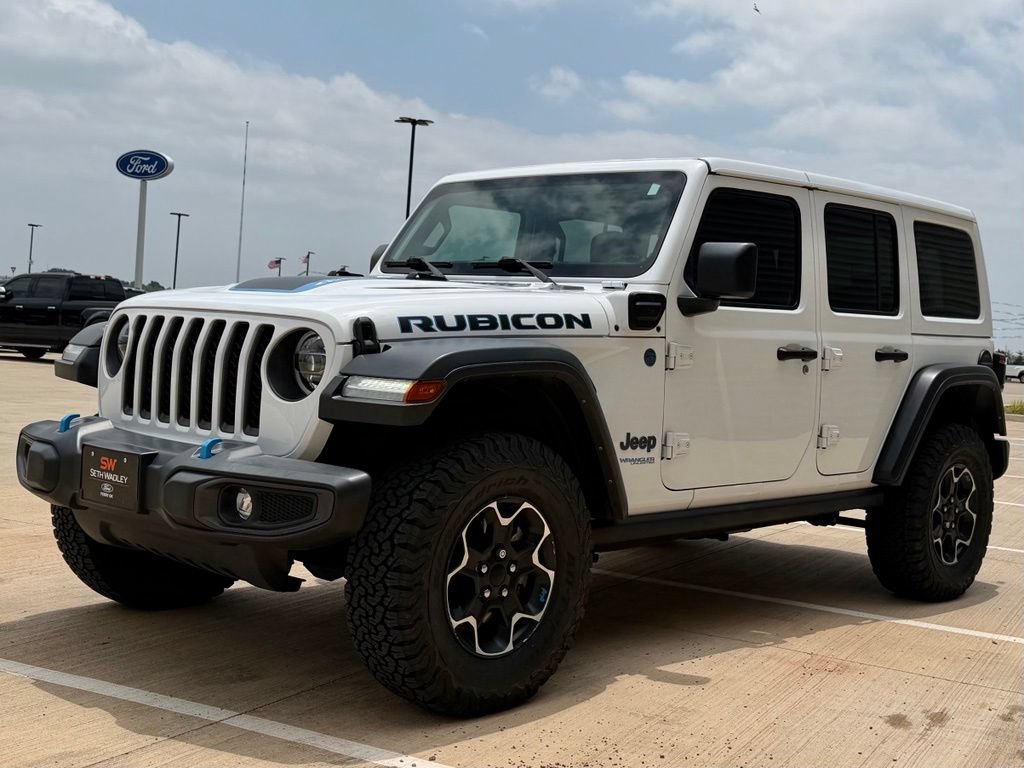 Used 2022 Jeep Wrangler Unlimited Rubicon 4xe w/ Cold Weather Group AWD/4WD image 7