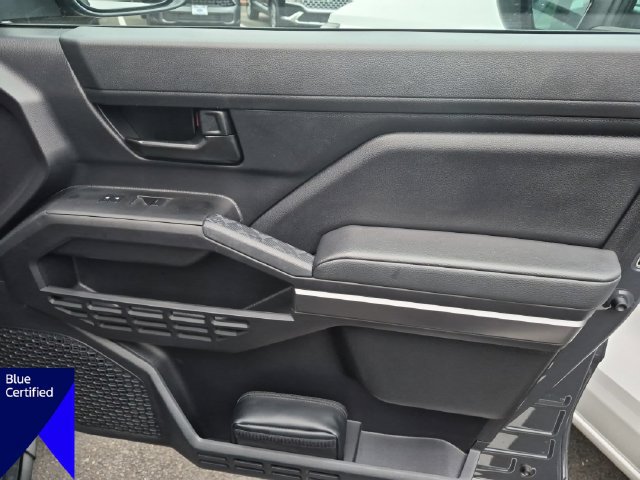 Used 2024 Toyota Tacoma SR5 AWD/4WD image 33