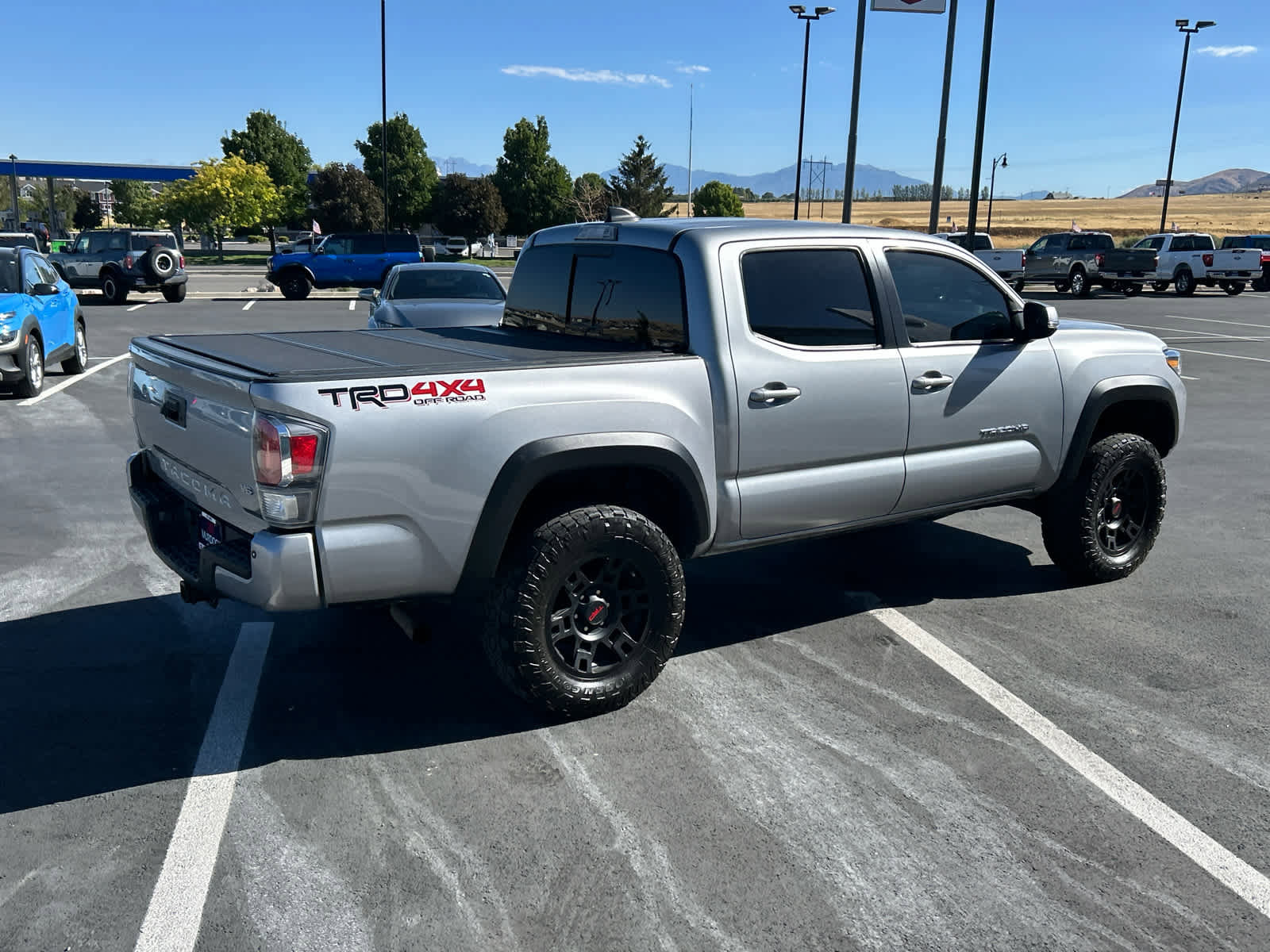 Used 2021 Toyota Tacoma TRD Off-Road image 12