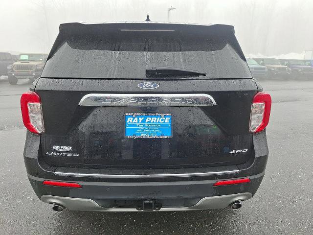 Certified 2022 Ford Explorer Limited w/ Limited Technology Package image 3