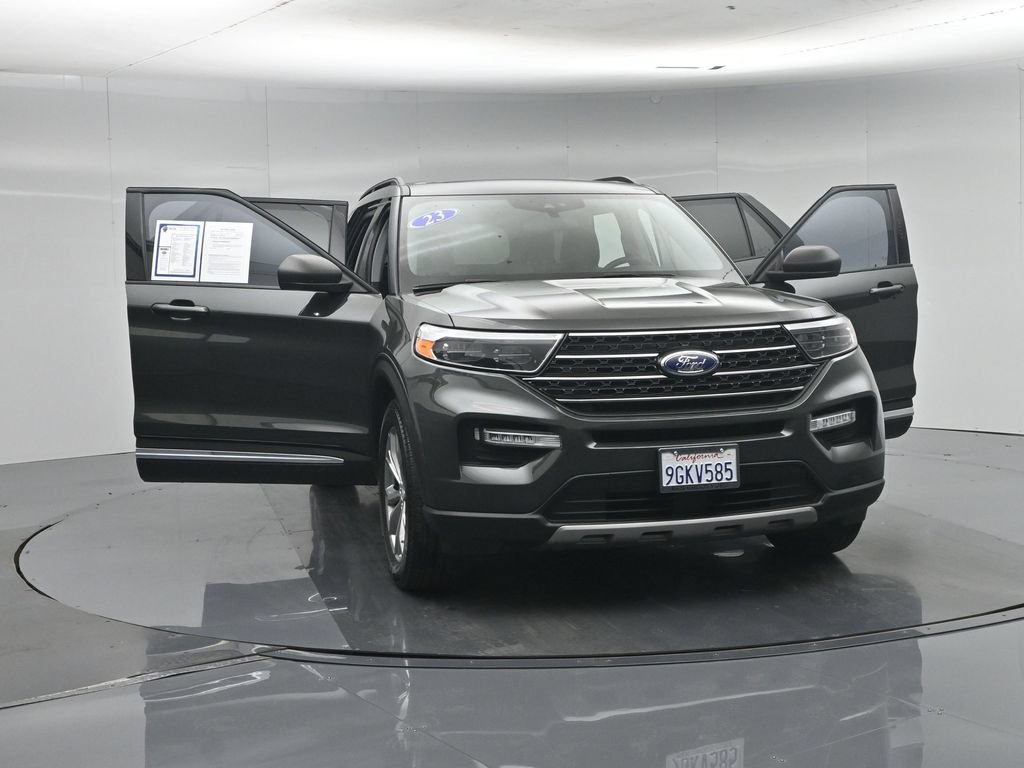 Certified 2023 Ford Explorer XLT w/ Equipment Group 202A AWD/4WD image 34