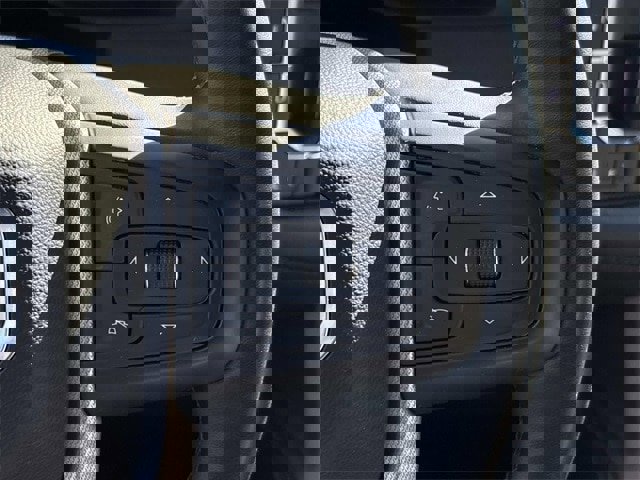 Used 2023 GMC Yukon Denali image 30