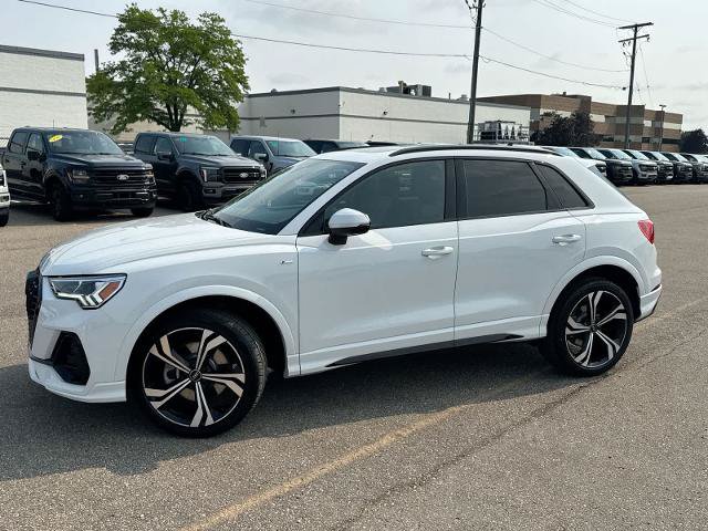 Used 2023 Audi Q3 2.0T Premium Plus AWD/4WD image 10