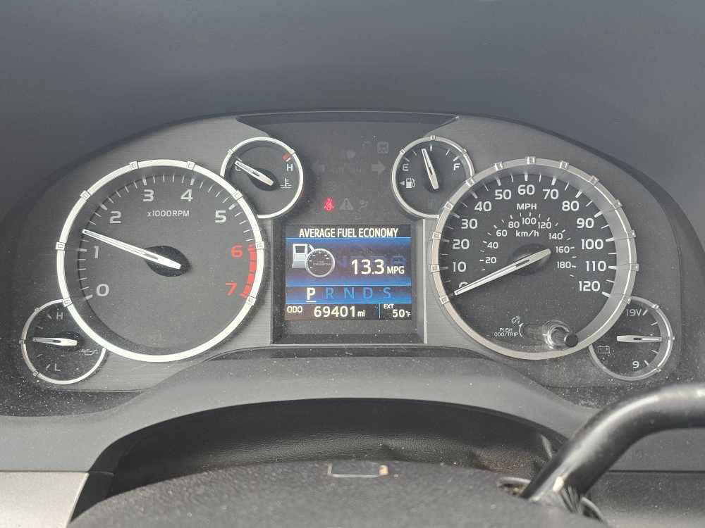 Used 2017 Toyota Tundra SR5 image 22