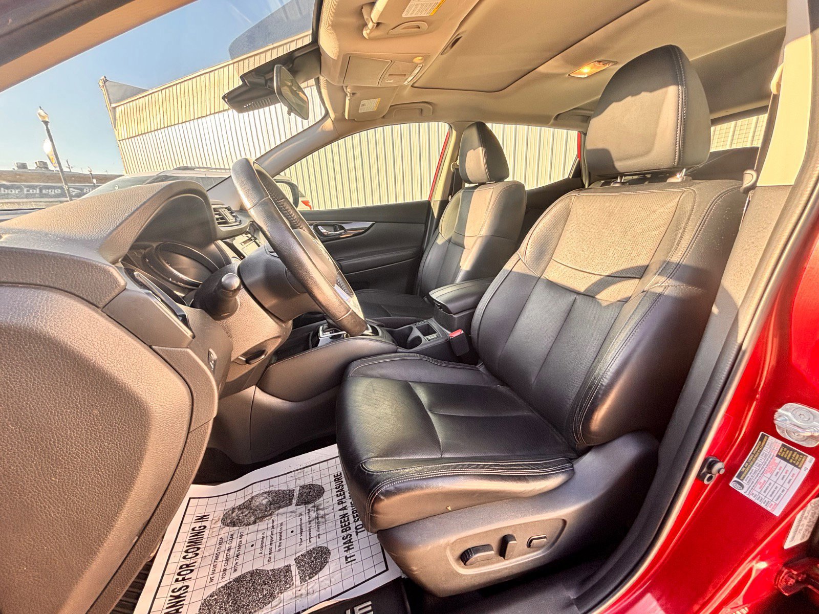 Used 2017 Nissan Rogue Sport SL w/ SL Premium Package image 21