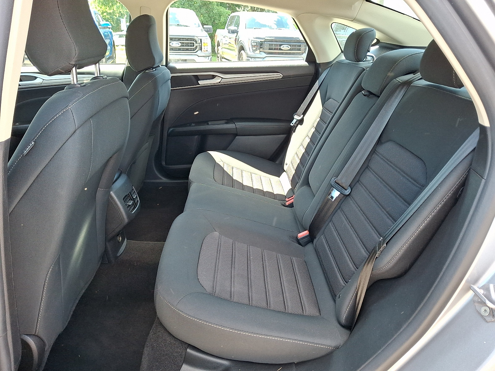 Certified 2020 Ford Fusion SE FWD image 13