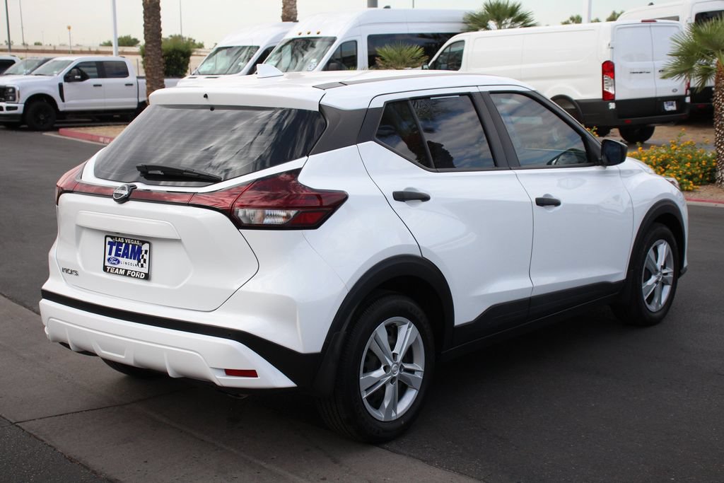 Used 2022 Nissan Kicks S FWD image 8