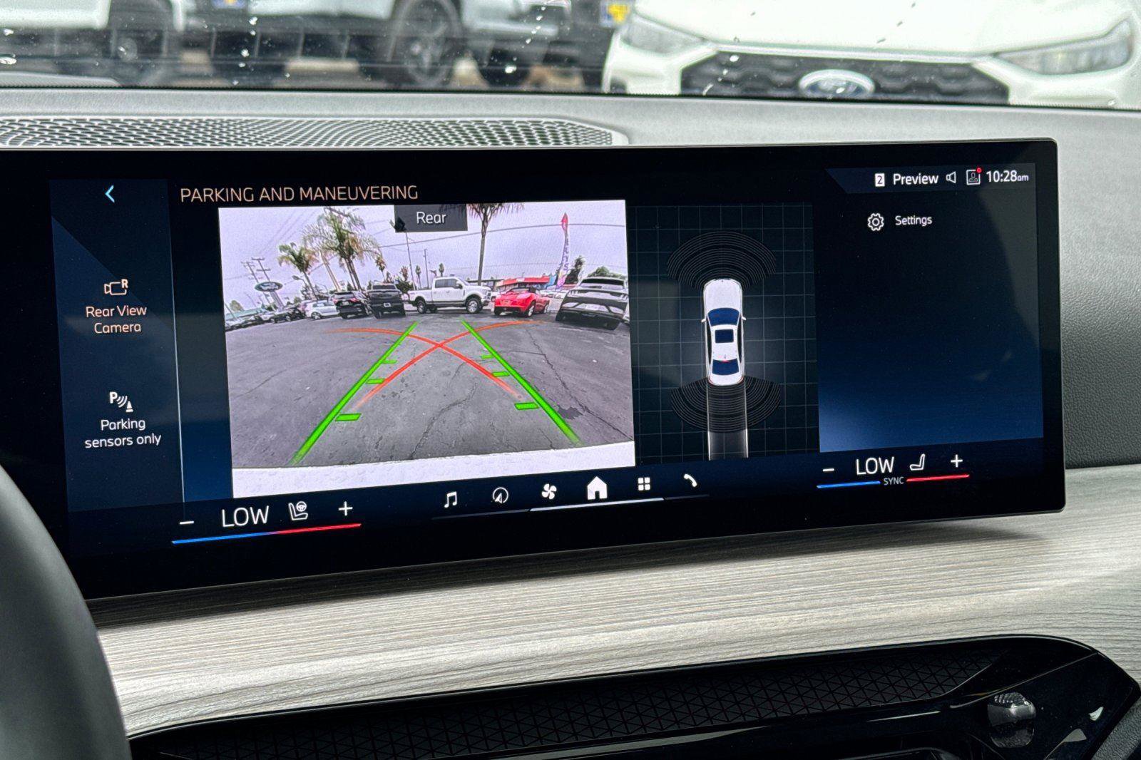 Used 2025 BMW 330i Sedan image 15