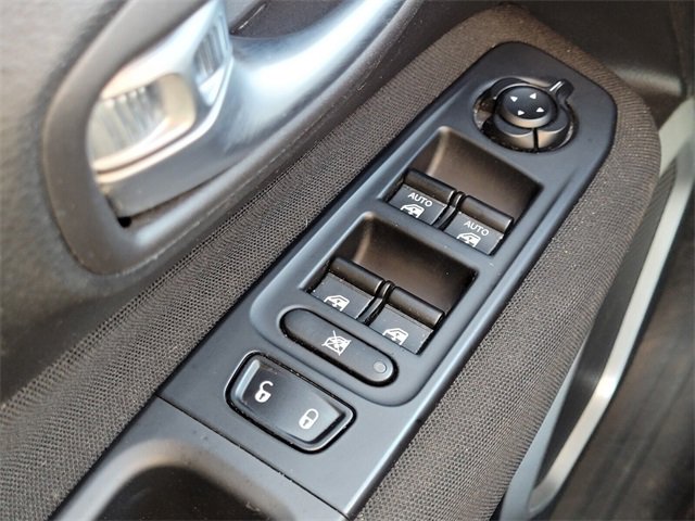 Used 2021 Jeep Renegade Sport w/ Sport Appearance Group image 22