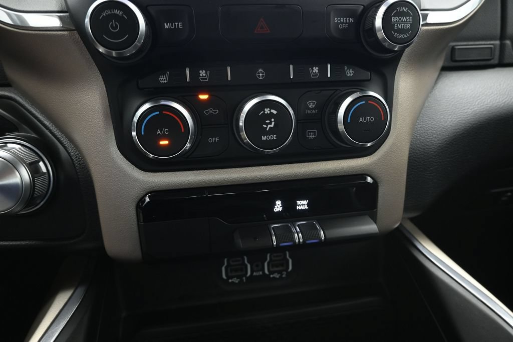 Used 2022 RAM 1500 Laramie AWD/4WD image 37