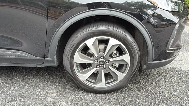 Certified 2024 Ford Escape Platinum AWD/4WD image 14