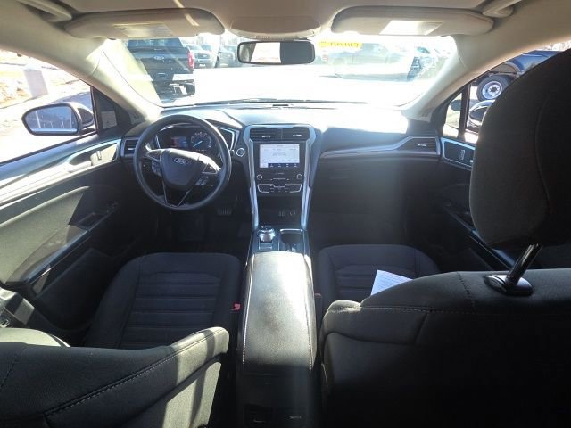 Certified 2020 Ford Fusion SE image 16