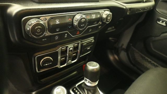 Used 2019 Jeep Wrangler Unlimited Sport S AWD/4WD image 17