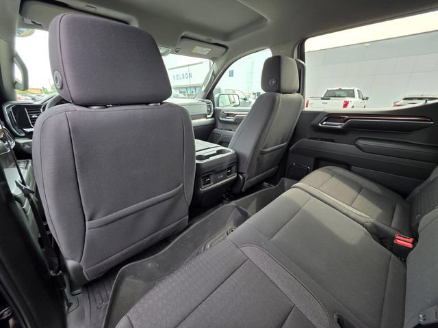 Used 2024 Chevrolet Silverado 1500 LT AWD/4WD image 15