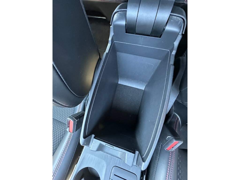 Certified 2025 Ford Escape ST-Line Select AWD/4WD image 8