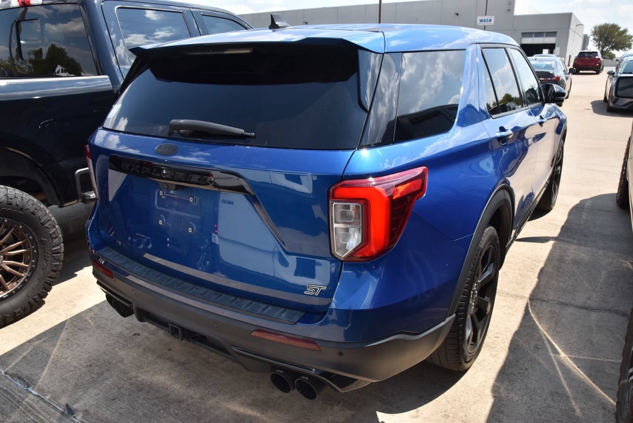 Certified 2022 Ford Explorer ST w/ Equipment Group 401A AWD/4WD image 5