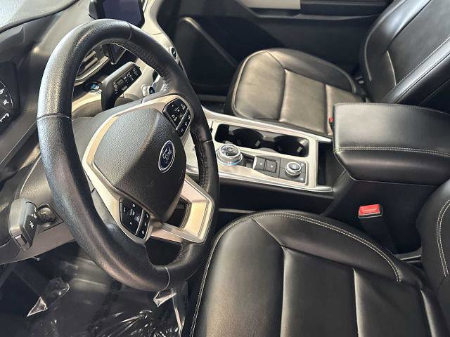 Certified 2022 Ford Explorer XLT image 18