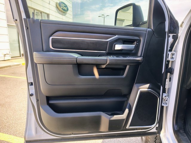 Used 2025 RAM 2500 Laramie w/ Sport Appearance Package AWD/4WD image 10