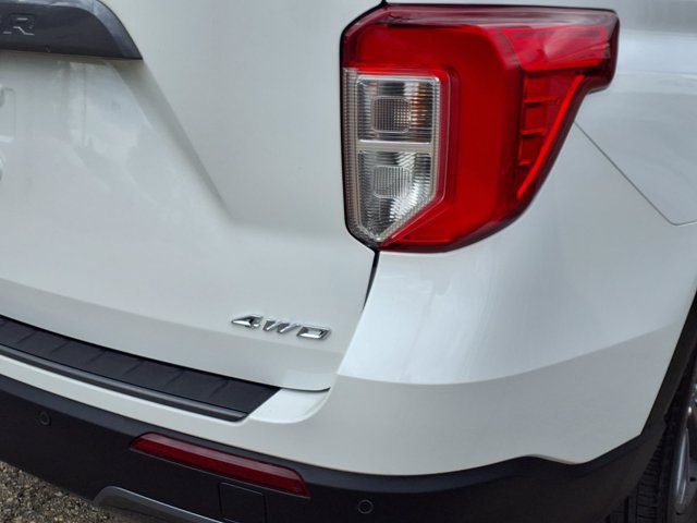 Certified 2023 Ford Explorer XLT w/ Equipment Group 202A AWD/4WD image 25