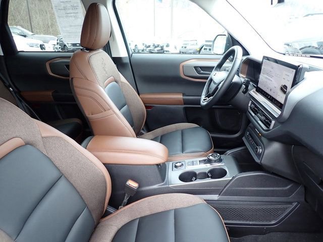 Certified 2025 Ford Bronco Sport Outer Banks w/ Outer Banks Tech Package+ image 10