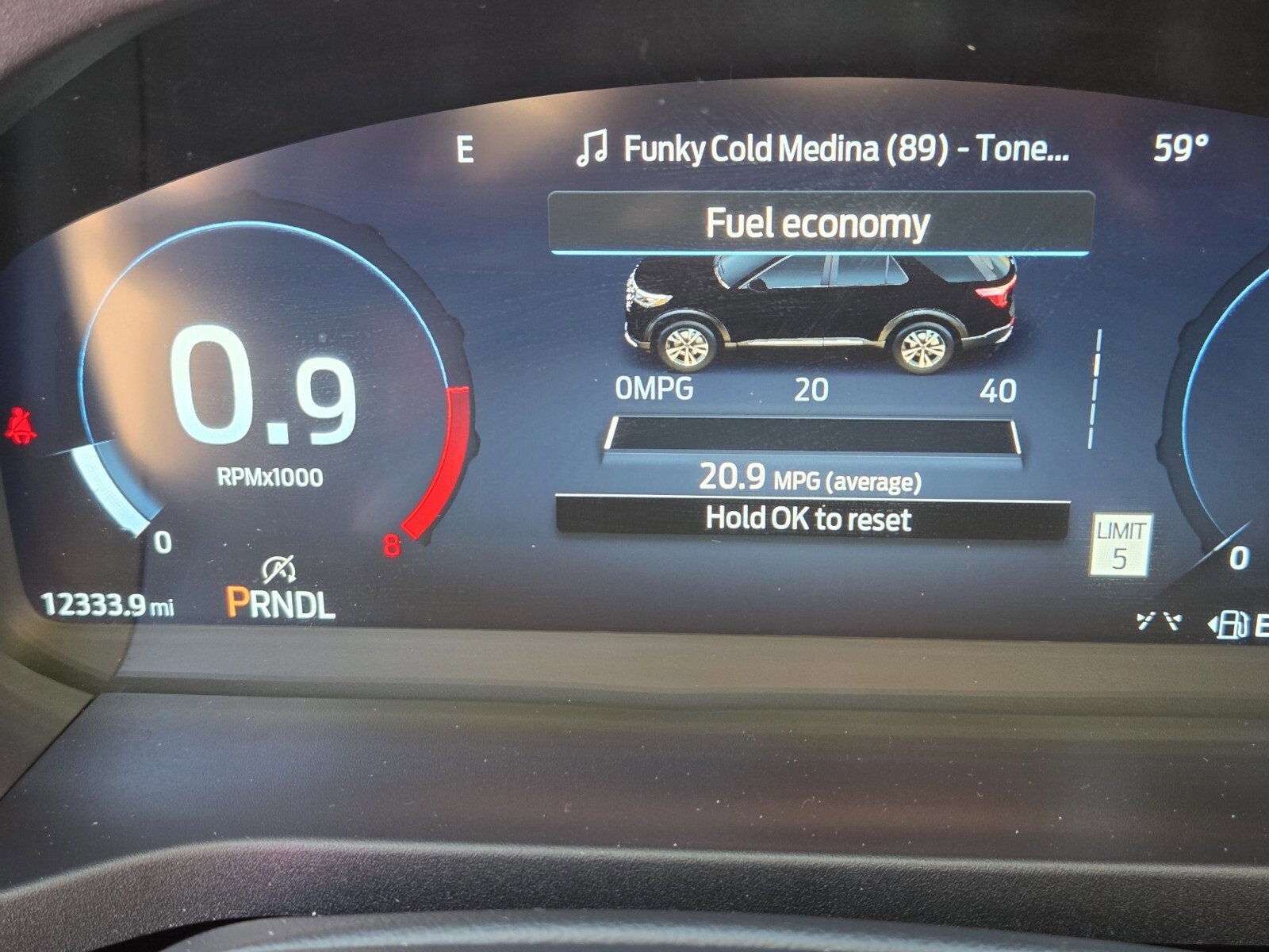 Certified 2025 Ford Explorer Active w/ Active Comfort Package image 20