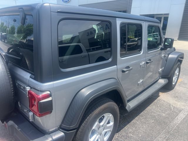 Used 2020 Jeep Wrangler Unlimited Sport S AWD/4WD image 4