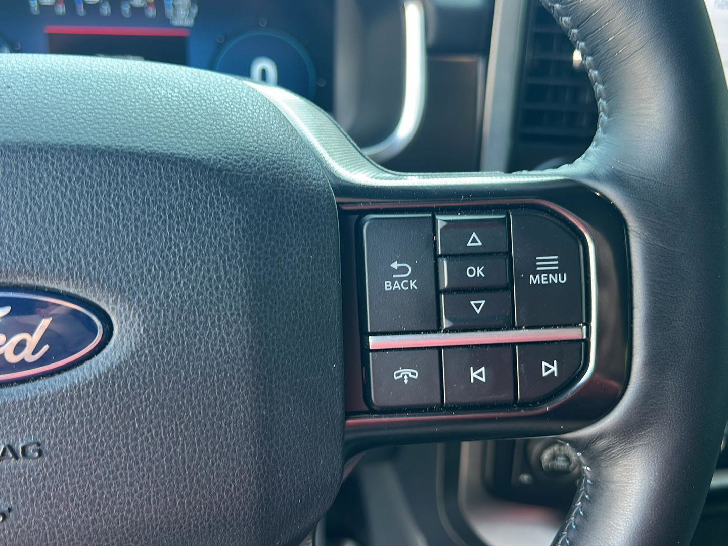 Certified 2024 Ford F150 Platinum w/ FX4 Off-Road Package image 23