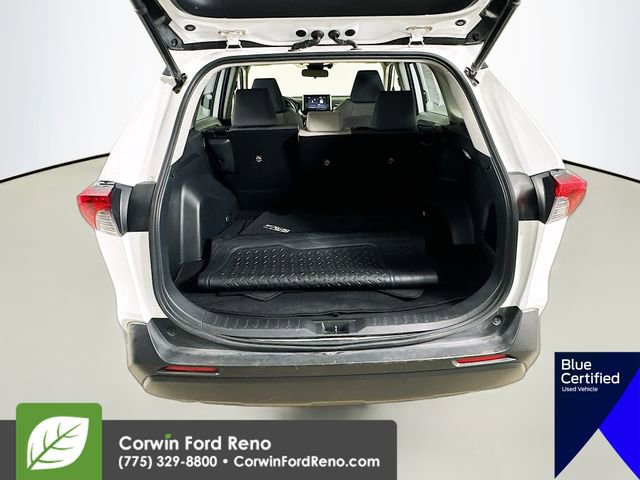 Used 2021 Toyota RAV4 XLE w/ Convenience Package AWD/4WD image 29