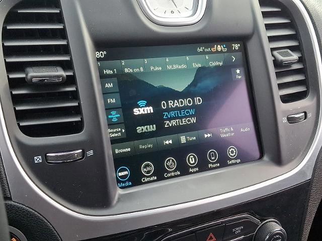 Used 2023 Chrysler 300 Touring L w/ Comfort Group image 16