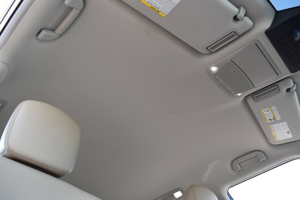 Used 2024 Nissan Armada SV w/ Cargo Package AWD/4WD image 34