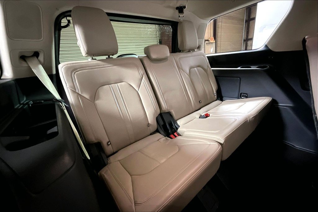 Certified 2023 Ford Expedition Limited RWD image 24