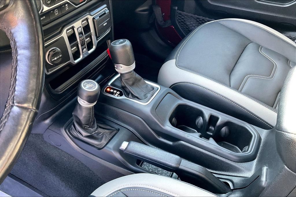 Used 2021 Jeep Wrangler Unlimited Sport AWD/4WD image 15