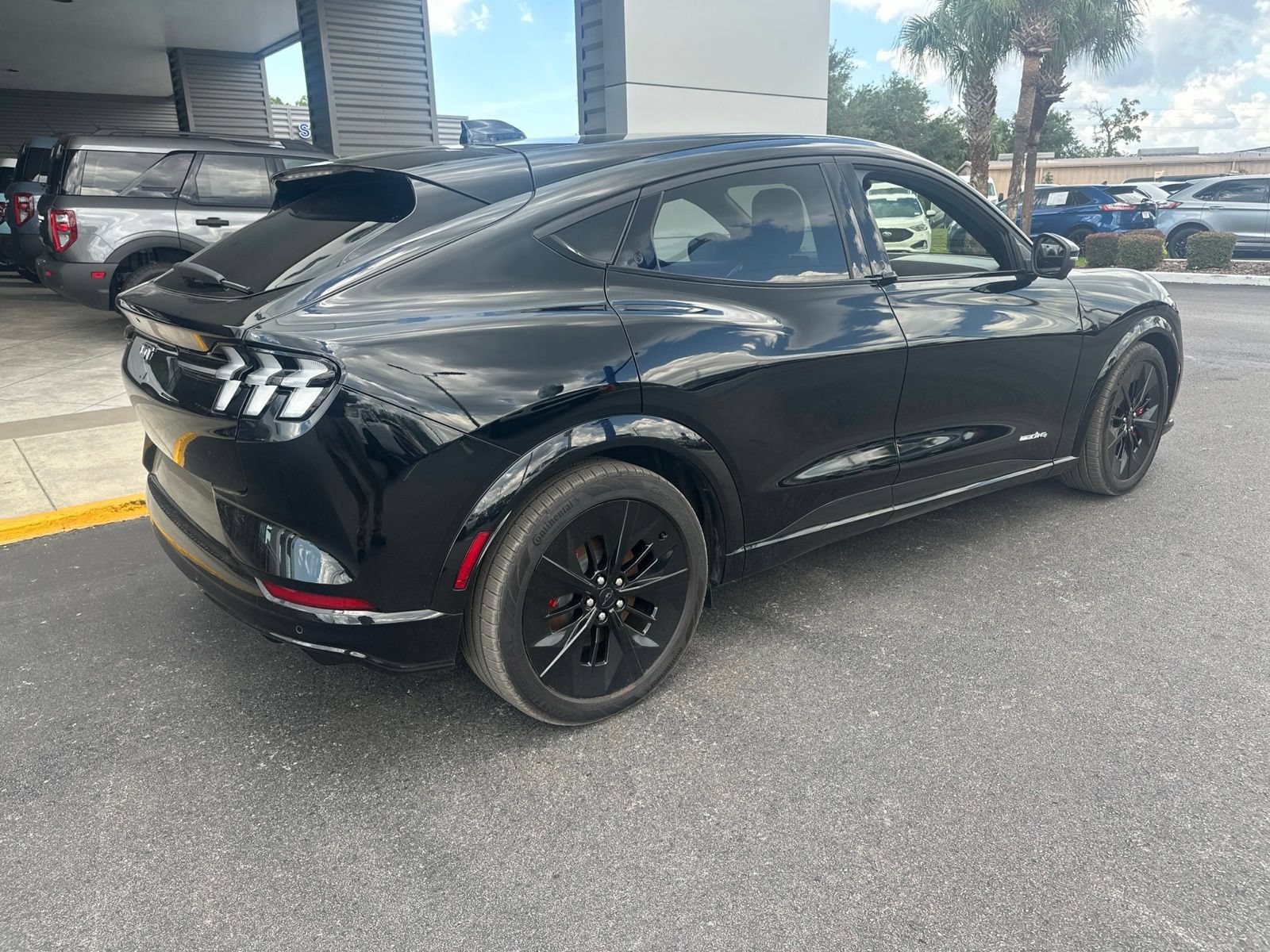 Certified 2025 Ford Mustang Mach-E GT AWD/4WD image 5