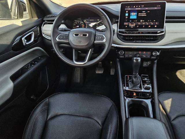 Used 2024 Jeep Compass Limited AWD/4WD image 15