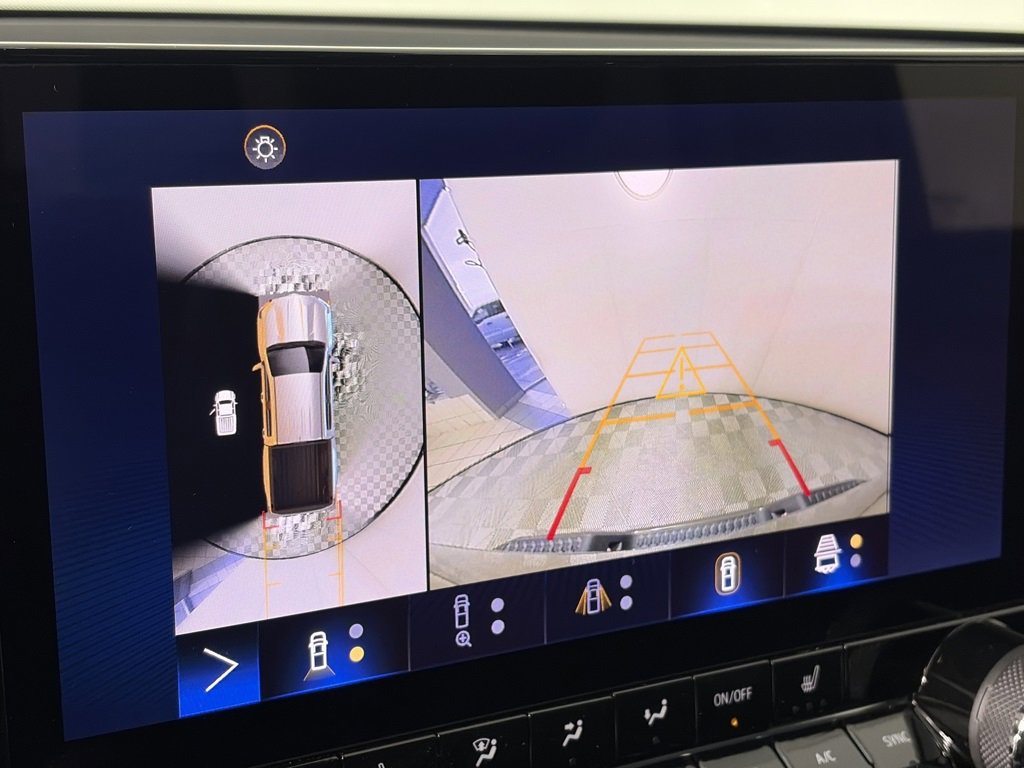 Used 2023 Chevrolet Colorado LT w/ LT Convenience Package III image 20