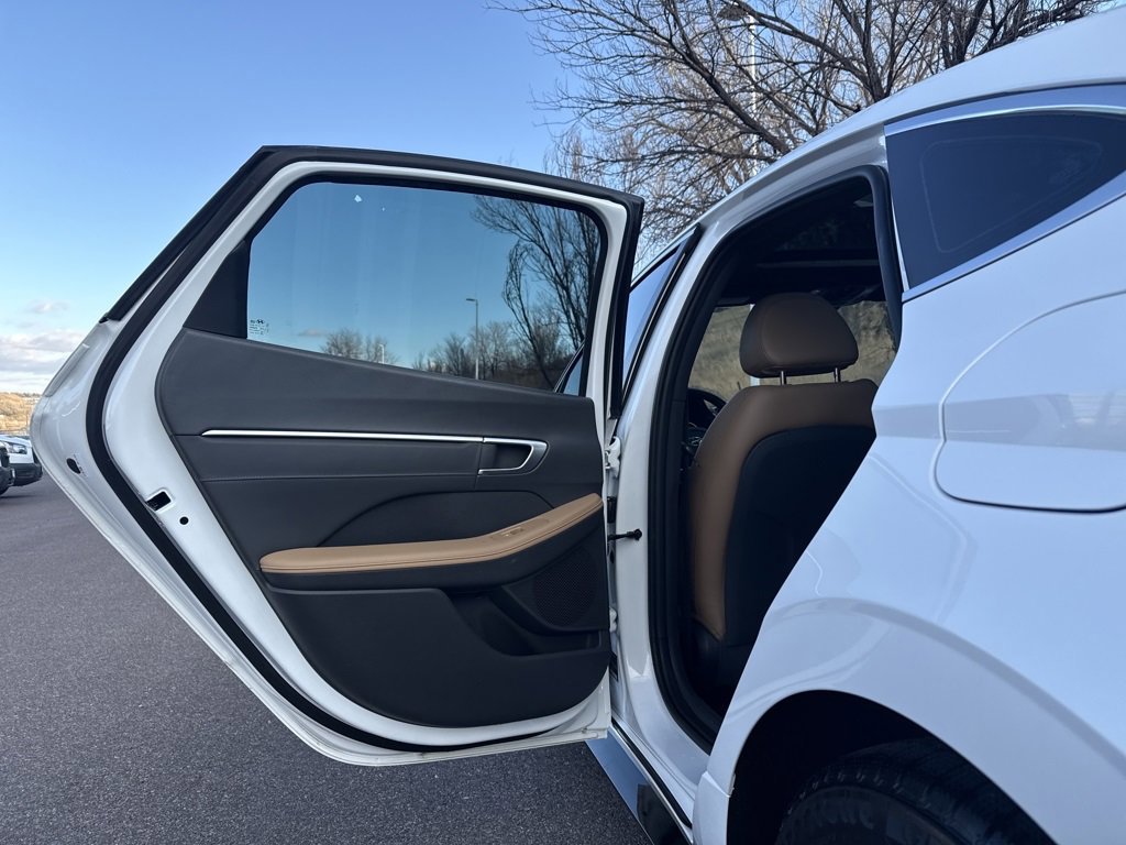 Used 2021 Hyundai Sonata Limited image 20