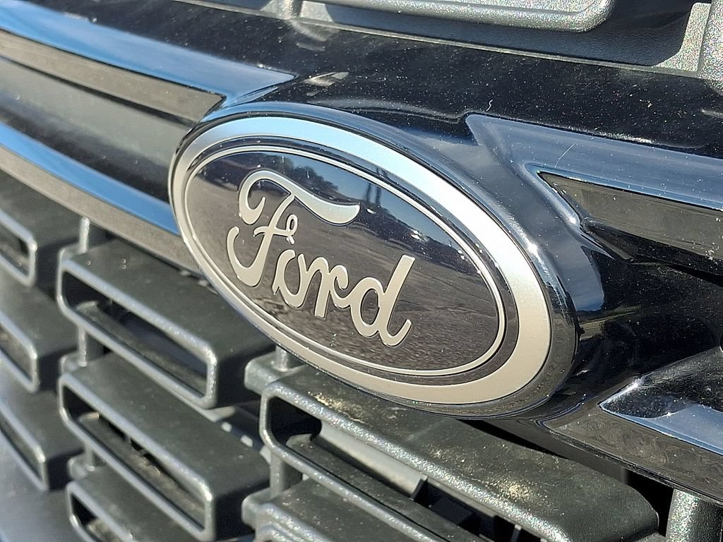 Certified 2024 Ford Maverick Lariat w/ Black Appearance Package FWD image 32