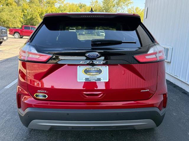 Certified 2024 Ford Edge SEL w/ Convenience Package AWD/4WD image 4