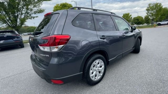 Used 2023 Subaru Forester AWD/4WD image 2