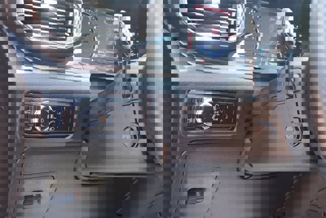 Certified 2023 Ford Explorer Limited w/ Hybrid Equipment Group 310A image 25