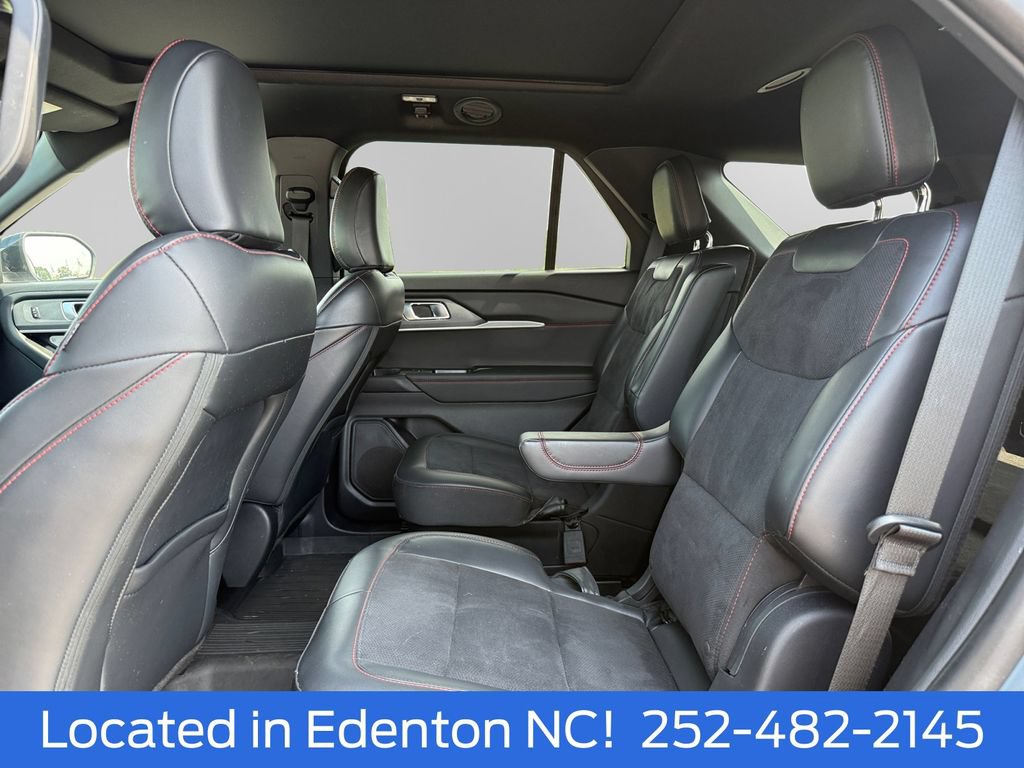 Certified 2025 Ford Explorer ST w/ Sun And Sound Package AWD/4WD image 14