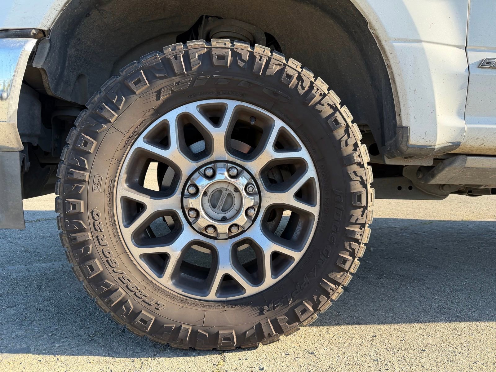 Certified 2020 Ford F350 Lariat w/ Lariat Ultimate Package image 9